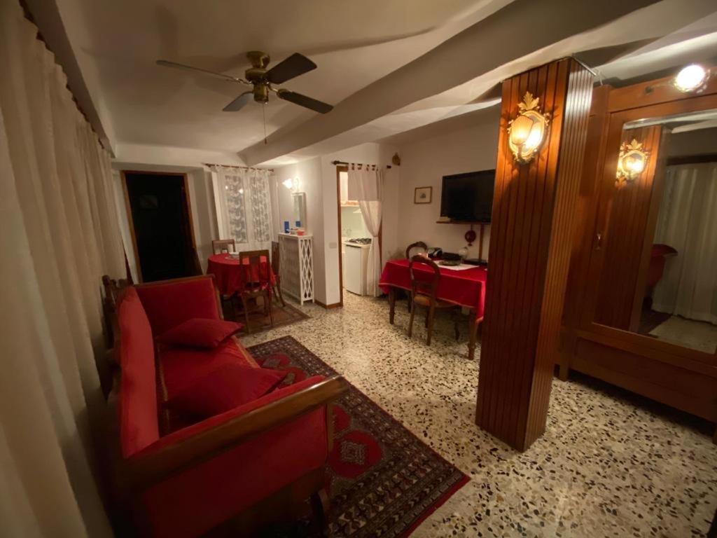 Le Case Cavallini Sgarbi di Rina Cavallini Ferrara Esterno foto