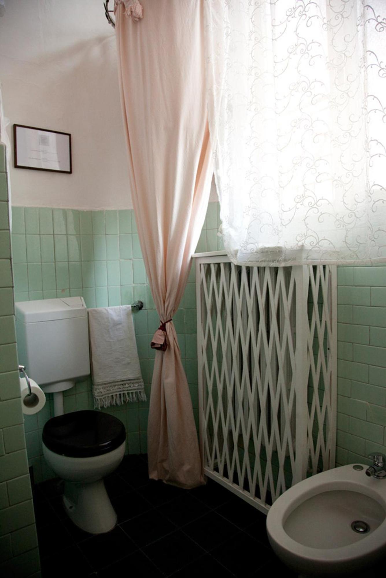 Le Case Cavallini Sgarbi di Rina Cavallini Ferrara Camera foto