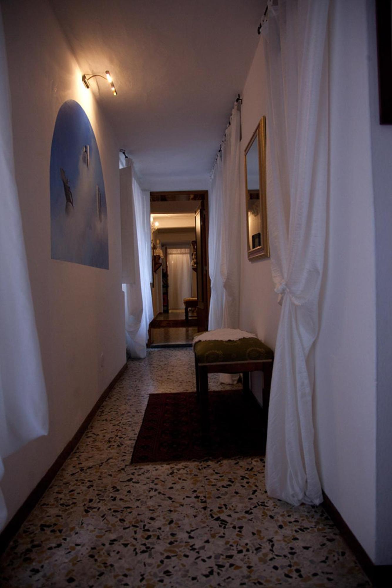 Le Case Cavallini Sgarbi di Rina Cavallini Ferrara Camera foto