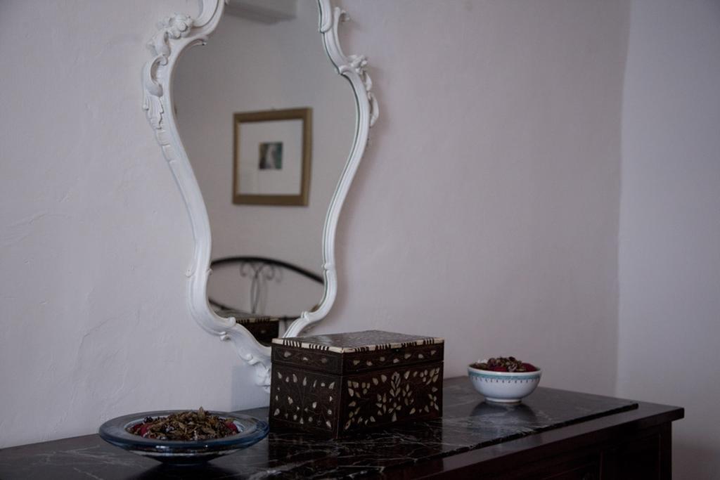 Le Case Cavallini Sgarbi di Rina Cavallini Ferrara Camera foto